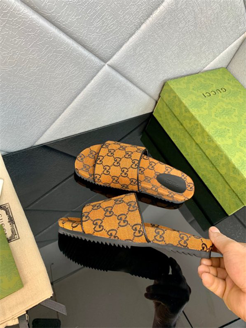 Gocci Slipper