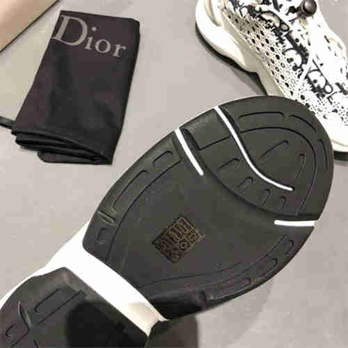 DR Sneaker