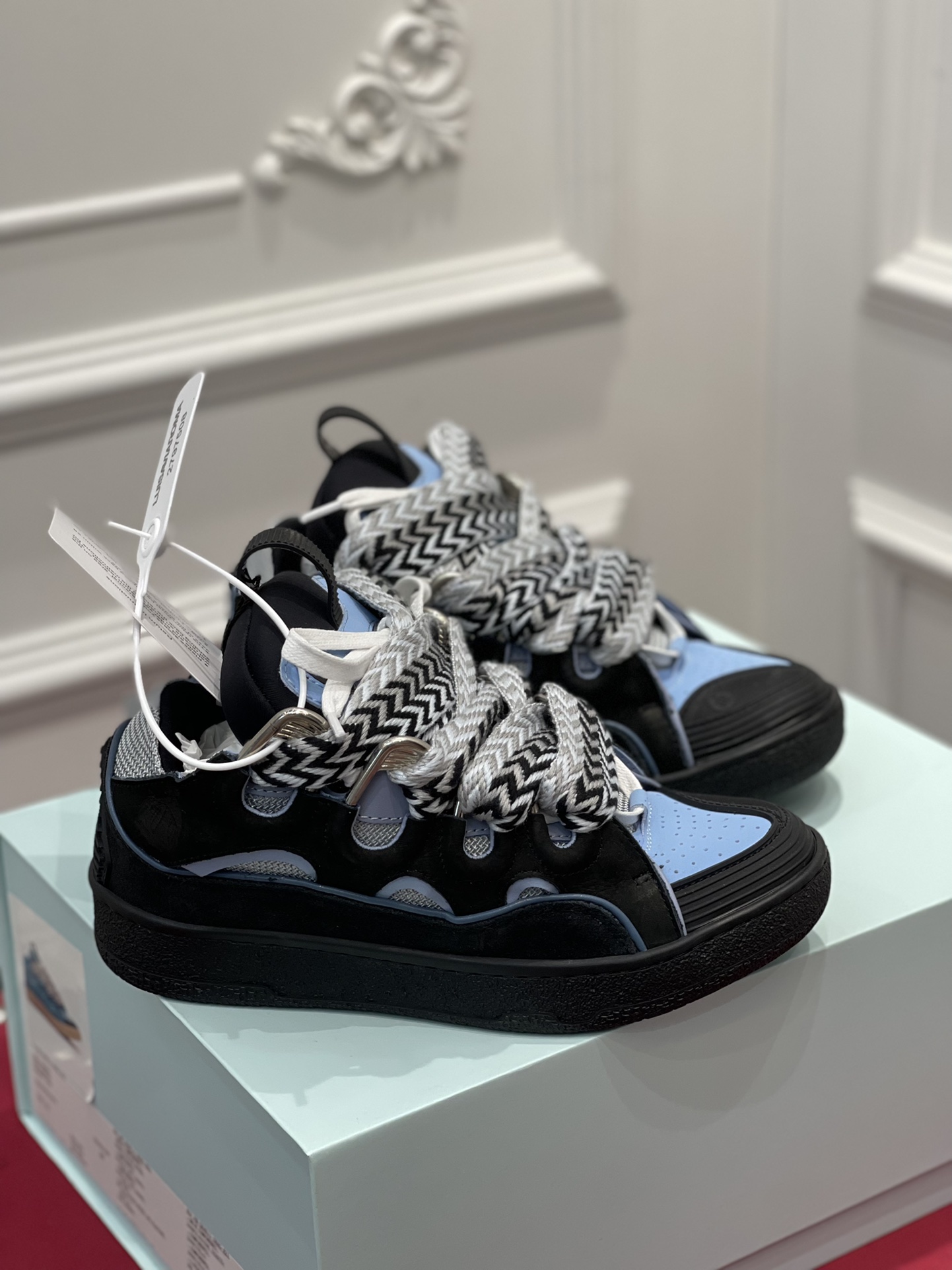 Lanvon Leather Curb Black Light Blue FM-SKRK11-DWSL-P22