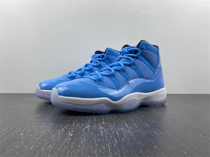 Air Jordan 11