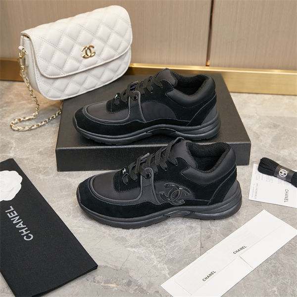 Chanal Sneakers