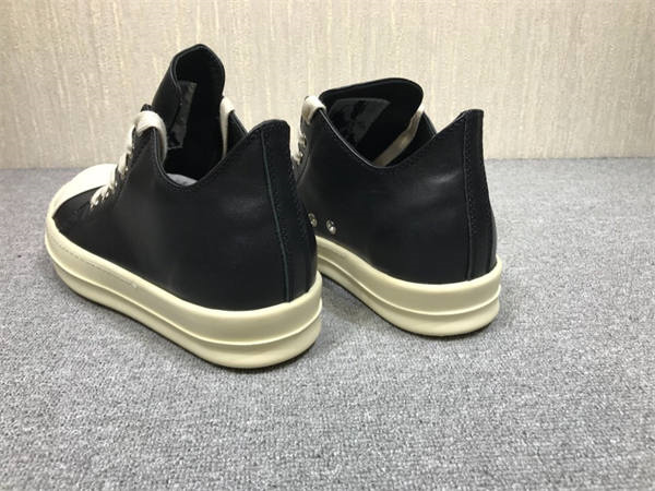 RI*K OWENS SNEAKERS