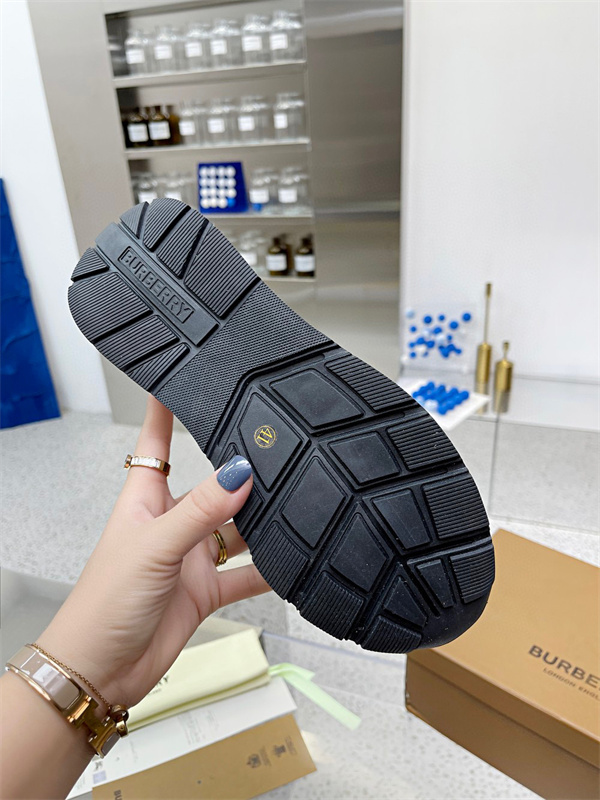 bvrberry MJ003700