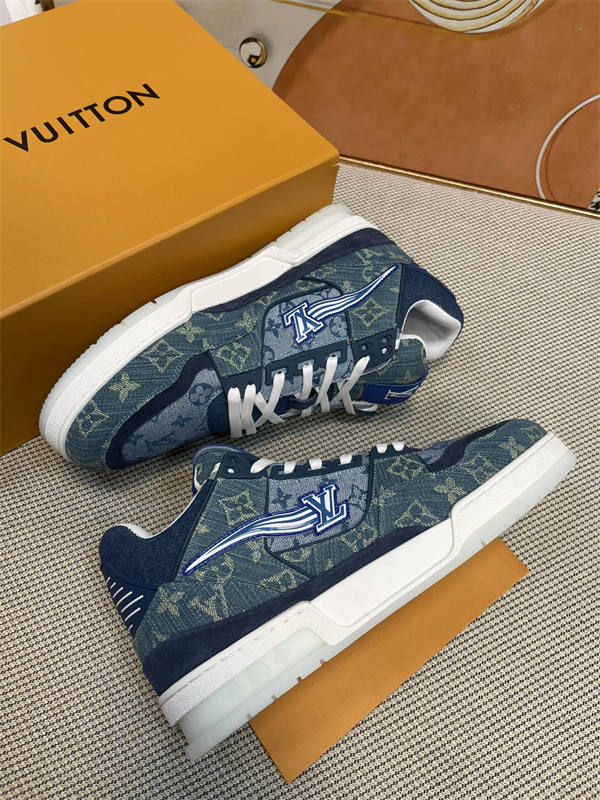 LV001