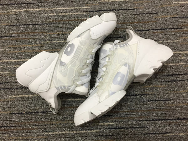 DR Sneakers 123