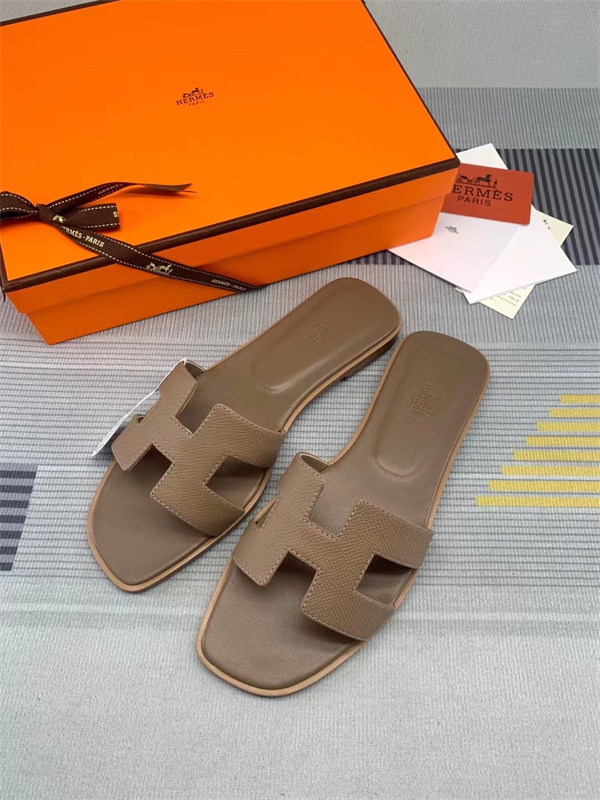 H Slipper