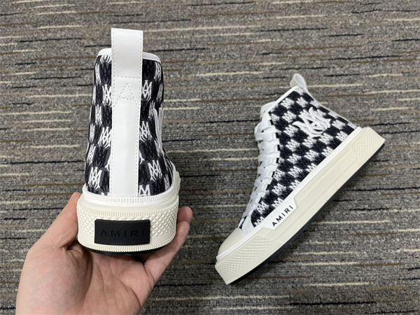 AMIR1 SNEAKERS
