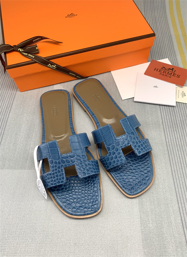 H Slipper