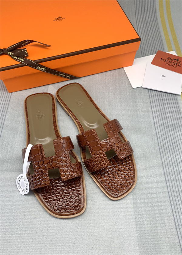 H Slipper