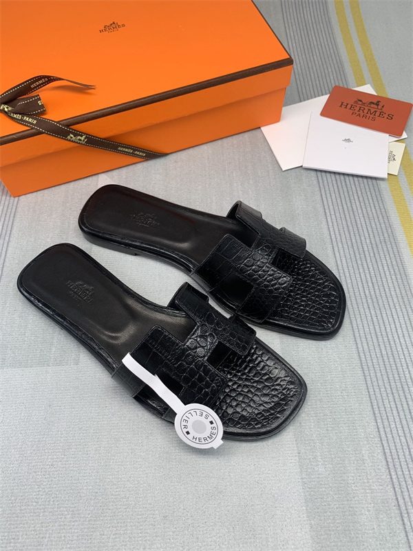 H Slipper