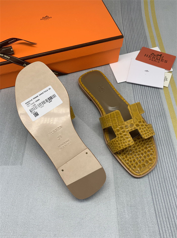 H Slipper