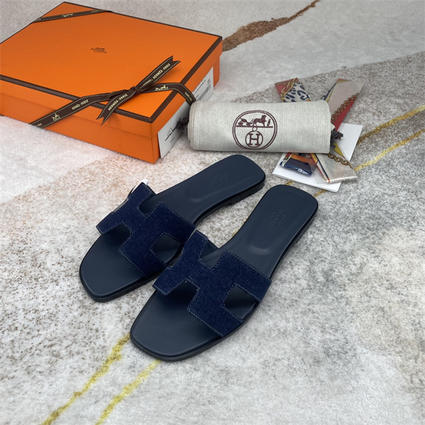 H Slipper