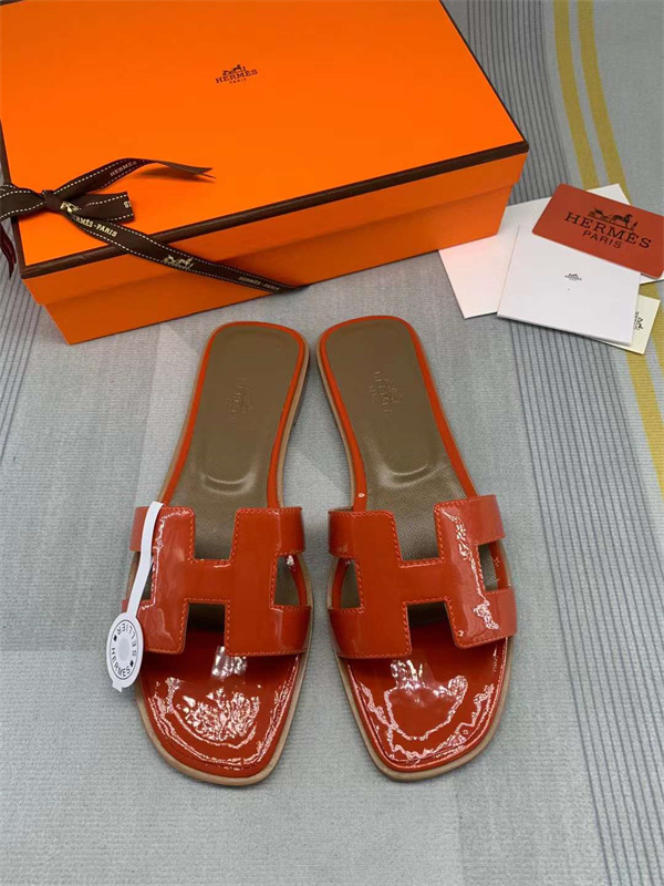 H Slipper