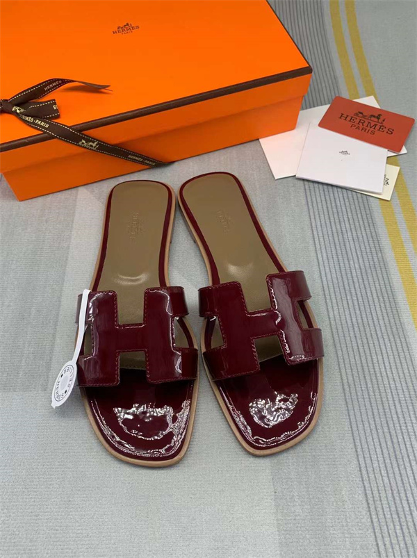 H Slipper