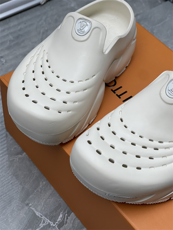 LV1S 002