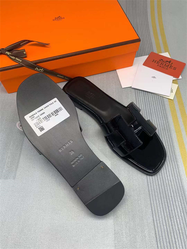 H Slipper