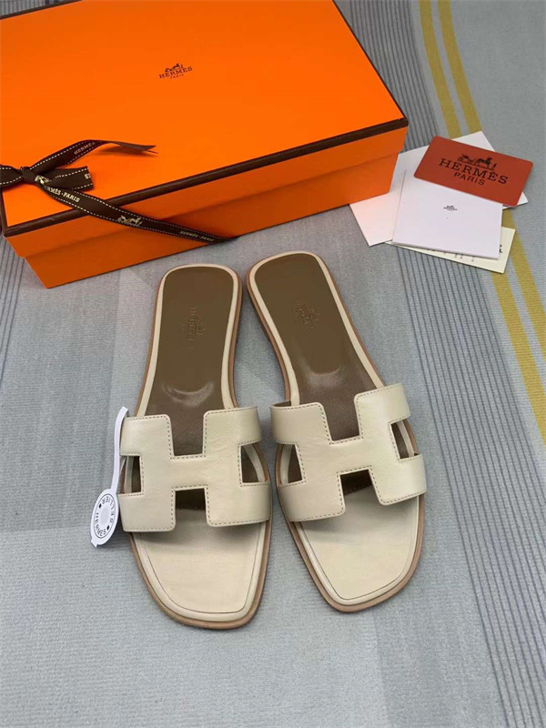 H Slipper