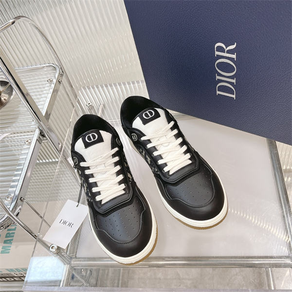 Dr B27 Sneaker