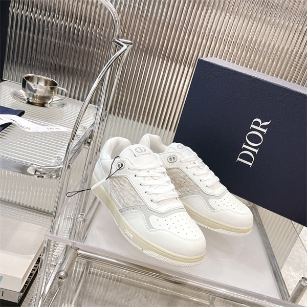 Dr B27 Sneaker