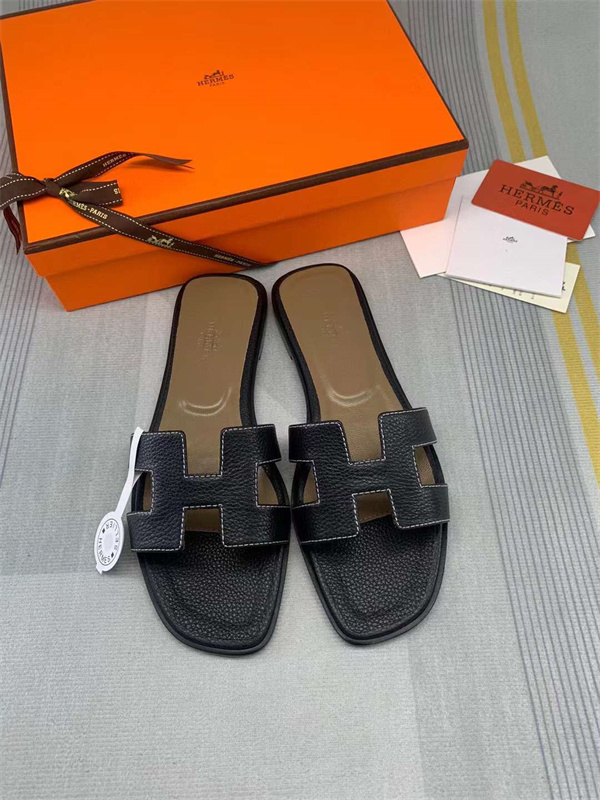H Slipper