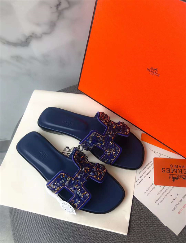 H Slipper