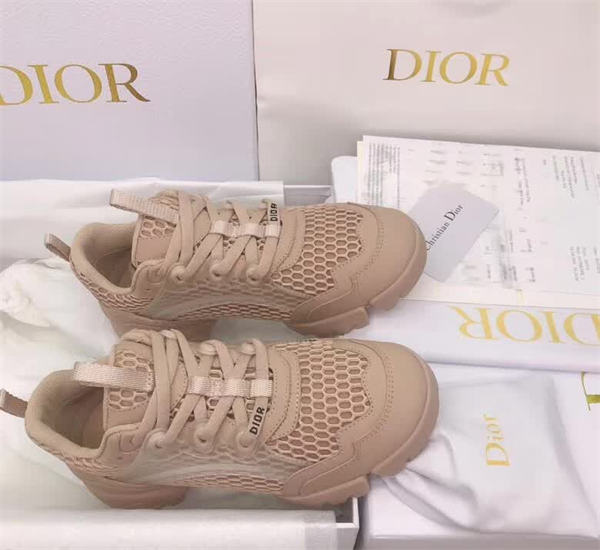 Dr Sneaker