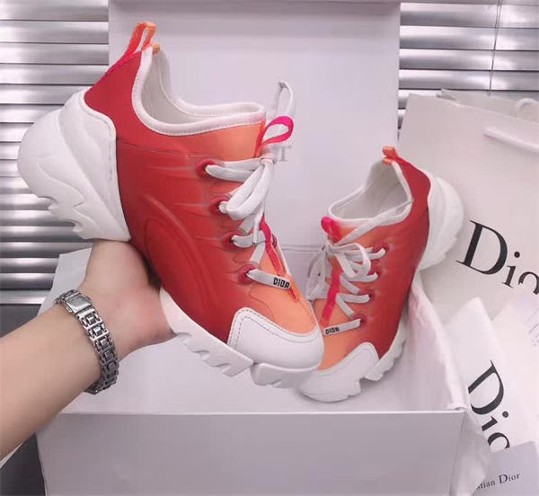 Dr Sneaker