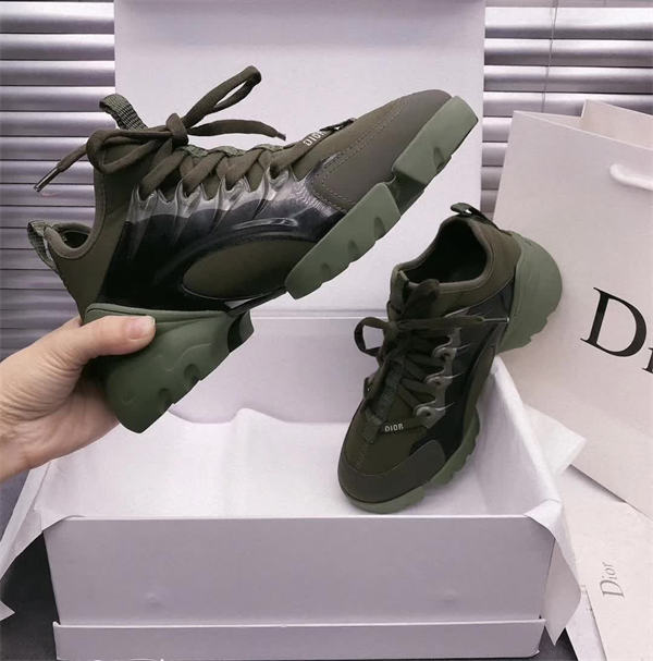 Dr Sneaker