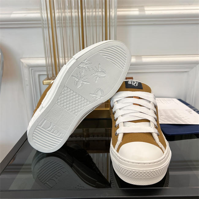 D*or b23 low top